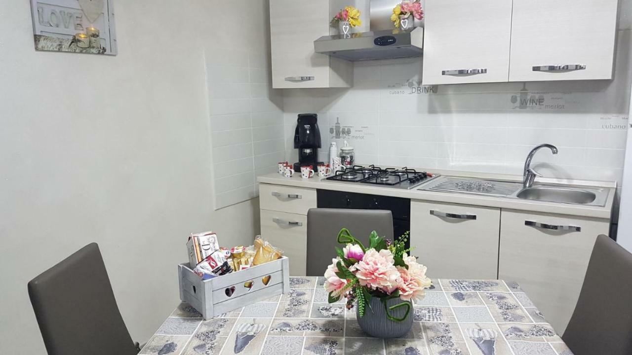 Che Casa 26! Apartment Наполи Екстериор снимка